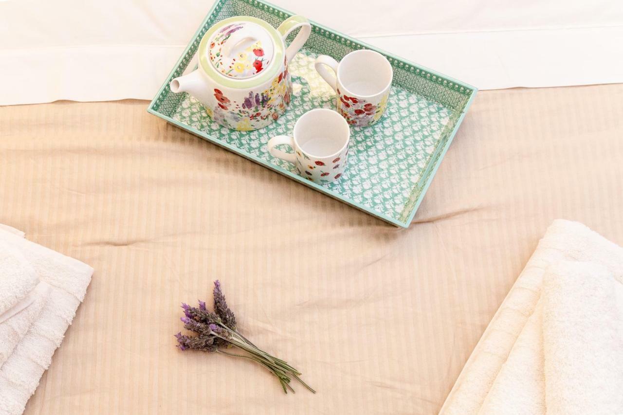 Sweet Suite Flora In Vouliagmeni Athen Eksteriør bilde